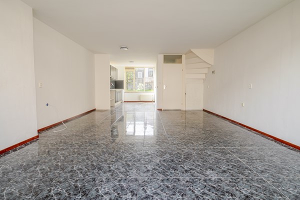 Medium property photo - Houtzagerssingel 120, 2512 XJ Den Haag